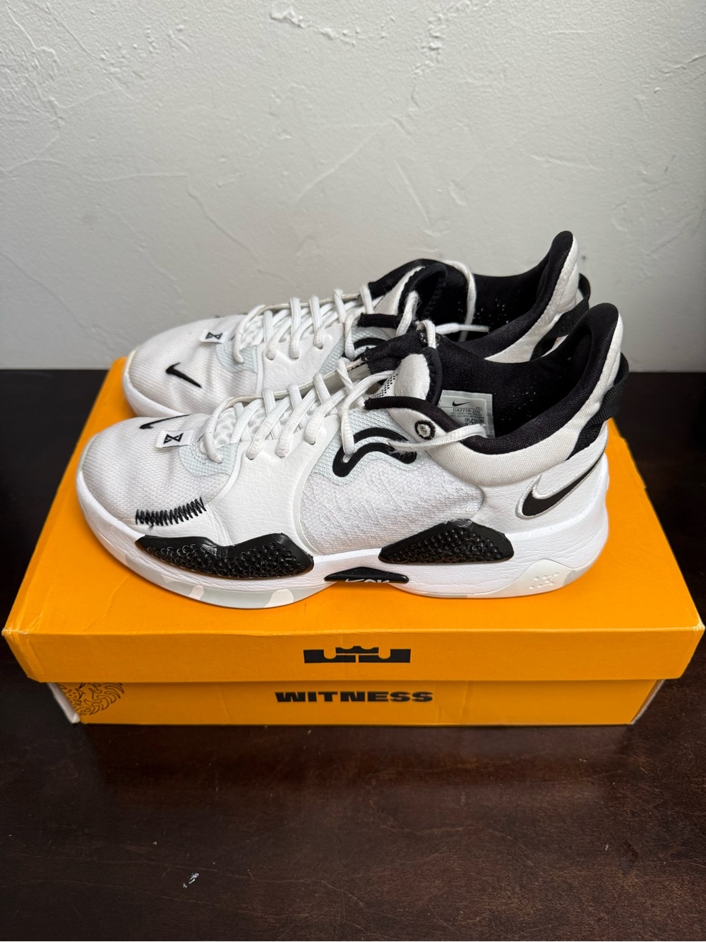 NIKE PG 5 TB white black
